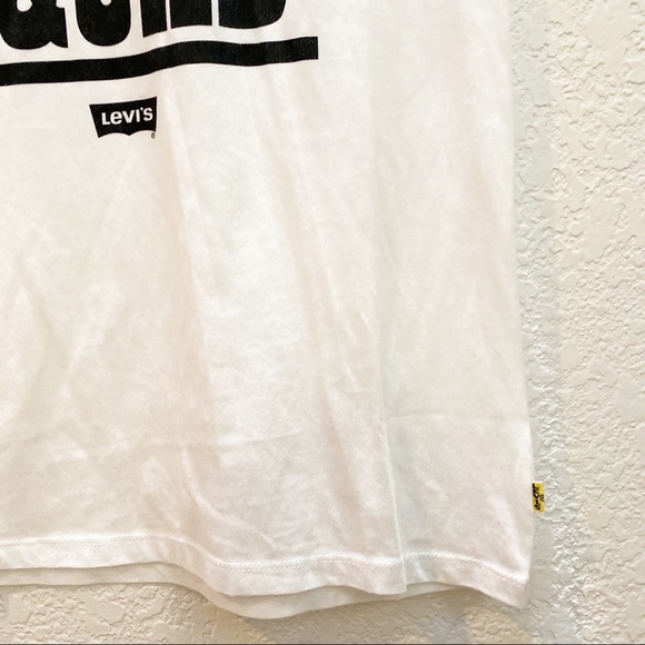 🌀Sold🌀Levi’s | Peanuts x Levi Squad Graphic Tee - Picture 3 of 5